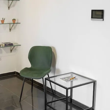 Central 2 Bdr Flat St Lazaros - Phoenix Lodge 公寓