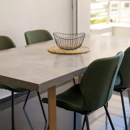 2 Bdr Flat St Lazaros - Phoenix *