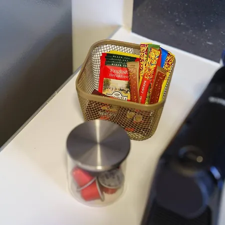 Central 2 Bdr Flat St Lazaros - Phoenix Lodge 公寓 *