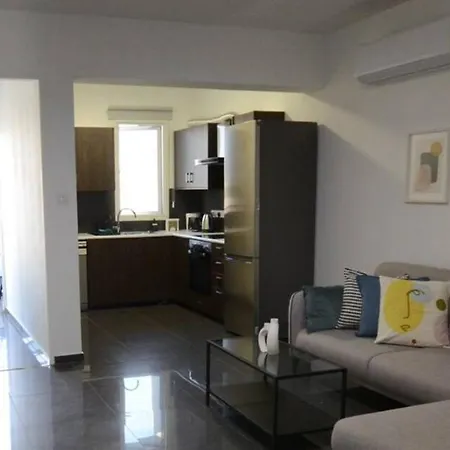 Central 2 Bdr Flat St Lazaros - Phoenix Lodge 公寓