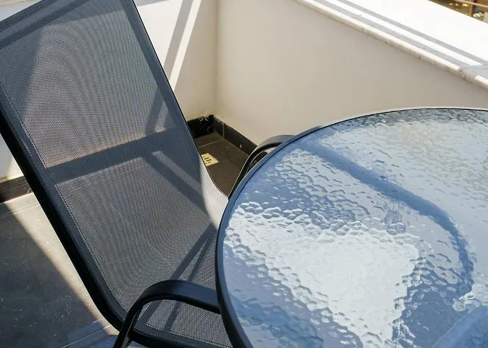 2 Bdr Flat St Lazaros - Phoenix