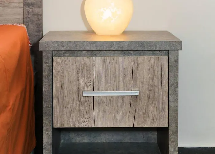 2 Bdr Flat St Lazaros - Phoenix Διαμέρισμα