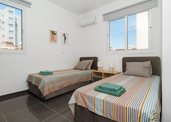 2 Bdr Flat St Lazaros - Phoenix * Λάρνακα