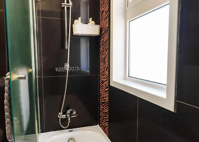 Appartement 2 Bdr Flat St Lazaros - Phoenix Larnaca