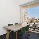 Theodorou Deluxe Central 2Bd Master Lejlighed Larnaca