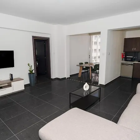 2 Bdr Flat St Lazaros - Phoenix Appartement *